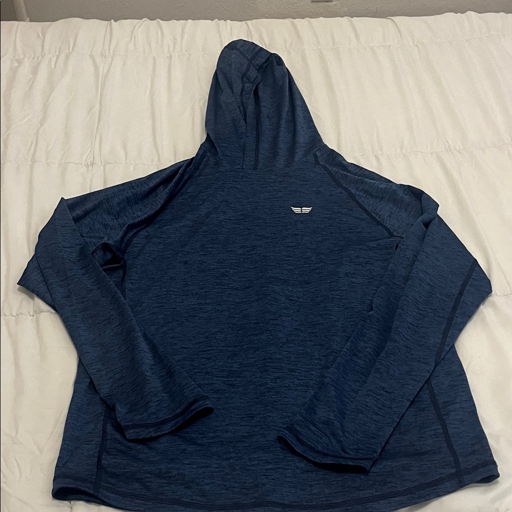 Vineyard Vines Patriotic Tail Performance Hoodie in Vineyard Heather Navy